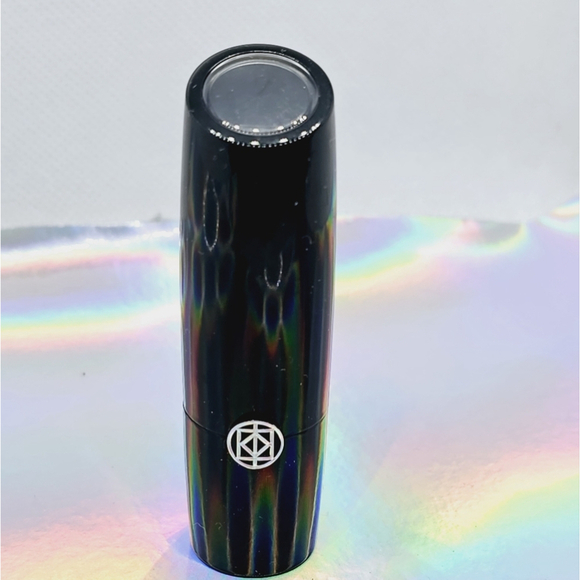 Mary Kay Scarlet Red Gel Semi-Shine Lipstick - Picture 6 of 11